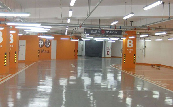 在果洛环氧地坪工程圈,每个地坪项目都是经过反复商讨改进、再商讨,才会得出一个甲乙双方都认可的价格。环氧地坪它是一种高强度、耐磨损、美观装饰效果的地面工程,分类广泛,造价相差也很大,大致可以分为:普通果洛环氧地坪、果洛环氧自流平地坪和功能性果洛环氧地坪。 在果洛环氧地坪工程圈,每个地坪项目都是经过反复商讨改进、再商讨,才会得出一个甲乙双方都认可的价格。环氧地坪它是一种高强度、耐磨损、美观装饰效果的地面工程,分类广泛,造价相差也很大,大致可以分为:普通环氧地坪、果洛环氧自流平地坪和功能性果洛环氧地坪。