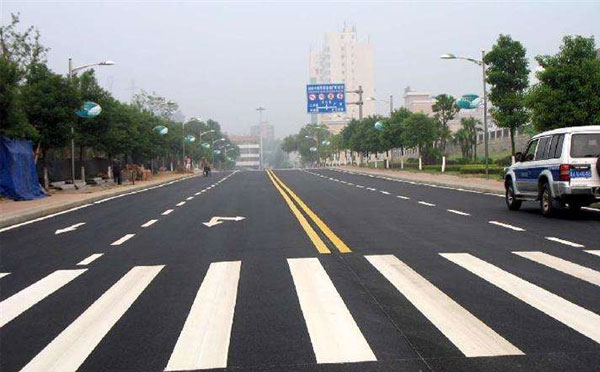 果洛标线涂料在果洛环氧地坪项目中的选择与应用